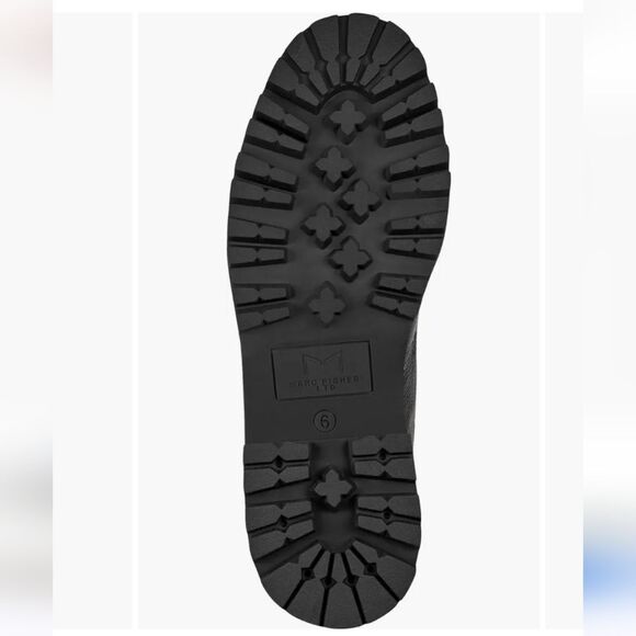 Women's Black Leather Boots with Shearling Lining - Picture 6 of 10